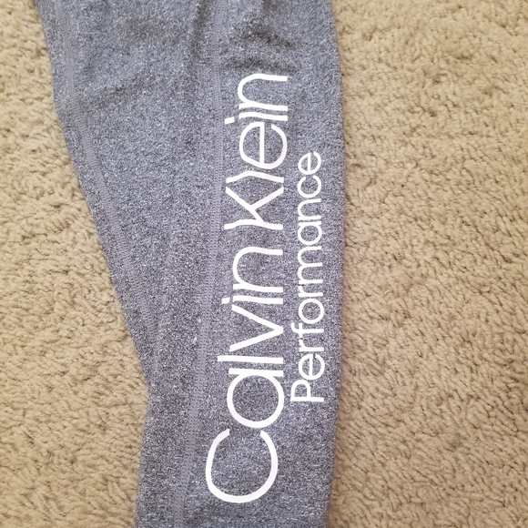 Calvin Klein performance leggings - Picture 2 of 3